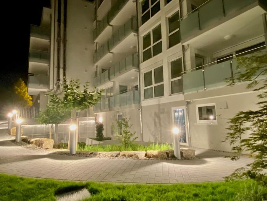 Auszeit Dream: Lakeside Retreat With Balcony And Parking Apartment Friedrichshafen