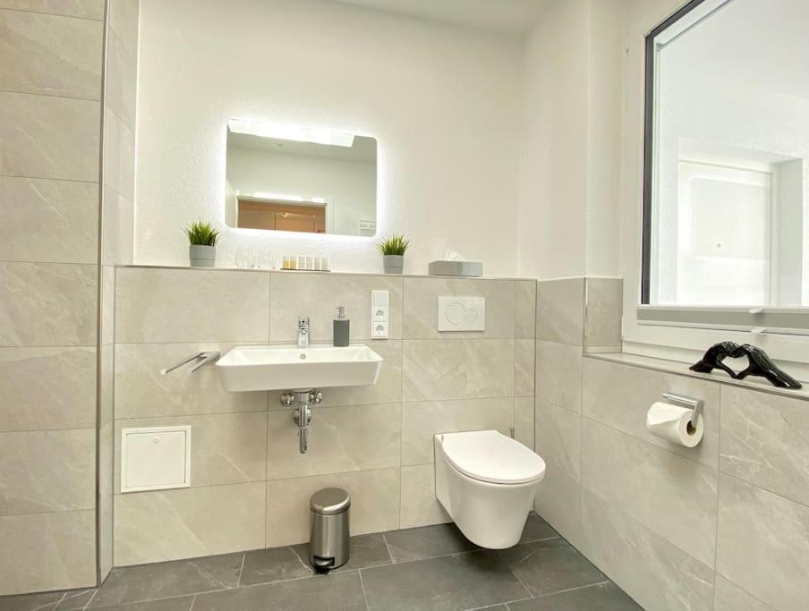 Auszeit Dream: Lakeside Retreat With Balcony And Parking Apartment Friedrichshafen