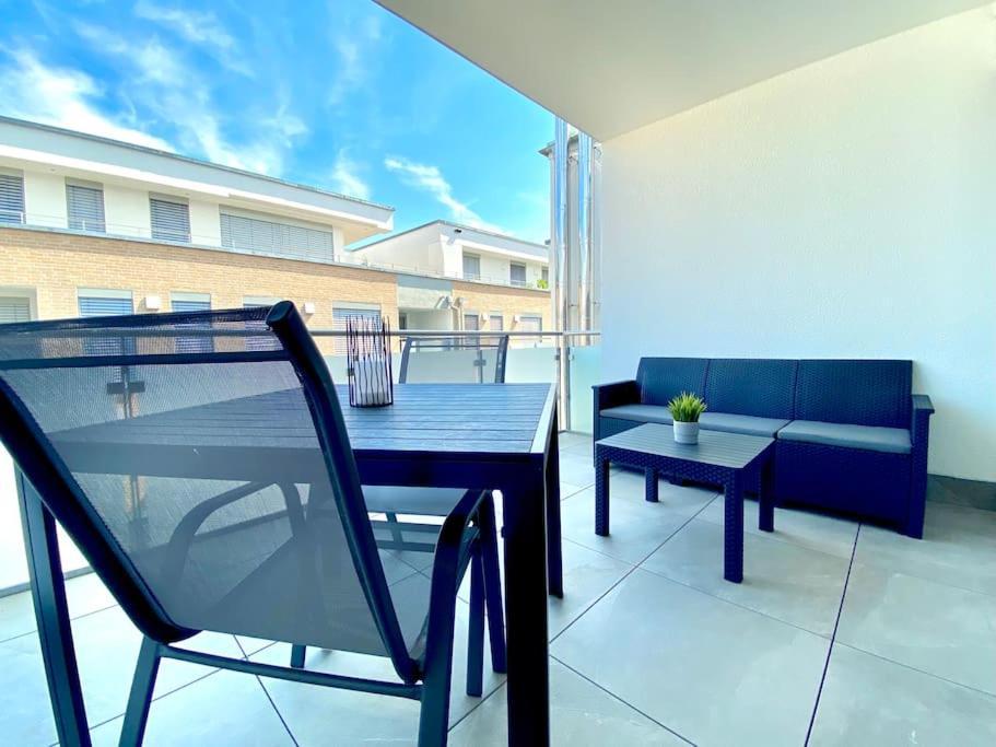 Auszeit Dream: Lakeside Retreat With Balcony And Parking Friedrichshafen